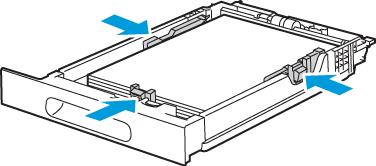 Papper och material 3. Böj arken fram och tillbaka och bläddra igenom dem. Stöt sedan bunten jämn mot en plan yta.