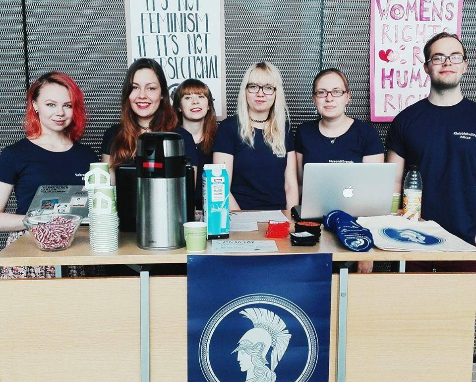 Däröver finns det konserter och andra evenemang att besöka. Visit Turku på Facebook ger information om aktuella evenemang i staden men det lönar sig också att kolla anslagstavlor och liknande.