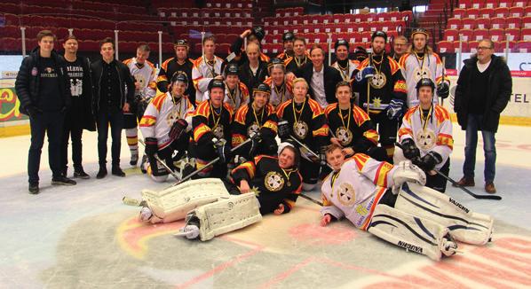 Utmana kunder och arbetskamrater Vi erbjuder två olika event där ni själva får spela ishockey med kunder eller personal, matchdag eller icke