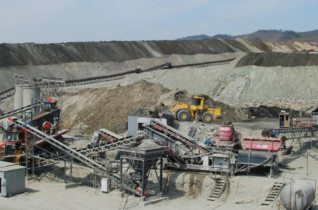 Finansiella händelser Total guldproduktion under 3 månader var 110,9 kg (3 565 oz), en minskning med 22,6% jämfört med 143,2 kg (4 604 oz) under 3 månader.