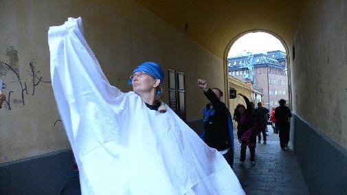 Vi gör det klart redan från början.
