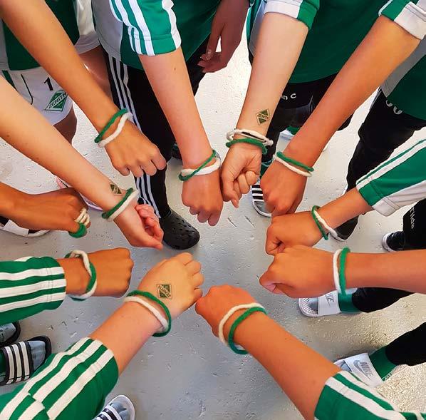 Gothia Cup Team Slöjd på Gothia cup genomfördes som en förlängning på Konstepidemins förstudie om fotboll och slöjd. Gothia Cup är världens största ungdomsturnering i fotboll.