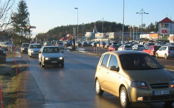 Trafikräkningar i berörda tillfarter 2009 och 2013. Tabellen visar trafik in mot anläggningen under maxtimmen (före norra länkens öppnande).