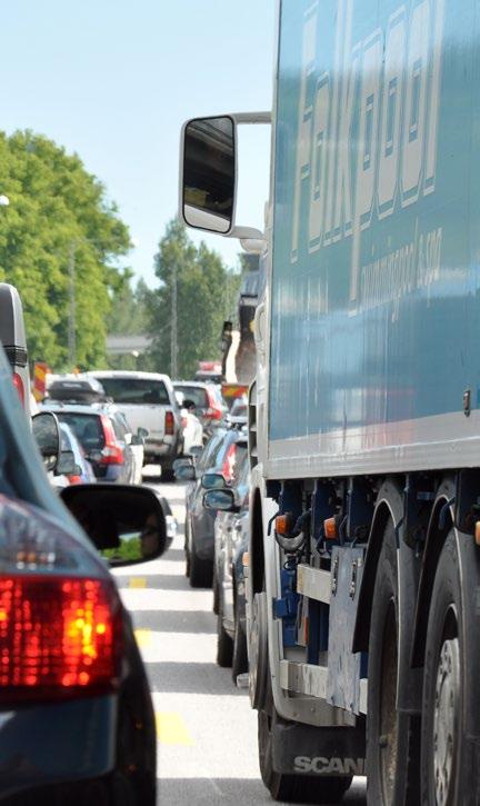 4. Effektivare trafik ger ökad framkomlighet VILKEN HASTIGHET ÄR OPTIMAL FÖR ATT UNDVIKA KÖER?