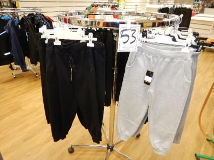 plagg barnkläder, olika modeller och