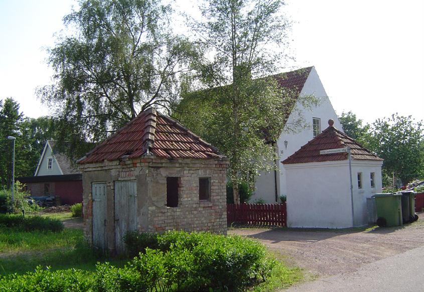 Kommunen har överlag inte haft några större svårigheter med att hitta köpare till bostadstomterna. Idag införs inga särkrav vid anvisning eller i exploateringsavtal med byggherrar.