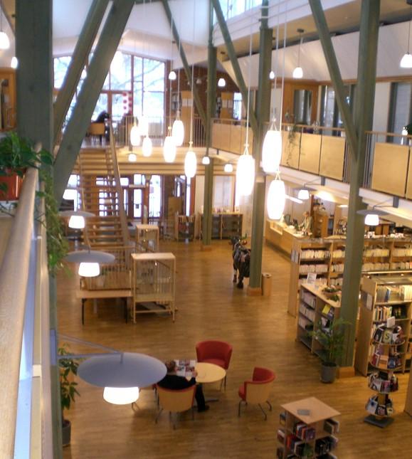 ÖPPETTIDER Sida 3 Augusti Eksjö stadsbibliotek Måndag 08.00-19.00 Tisdag 08.00-19.00 Onsdag 08.00-19.00 Torsdag 08.00-19.00 Fredag 08.