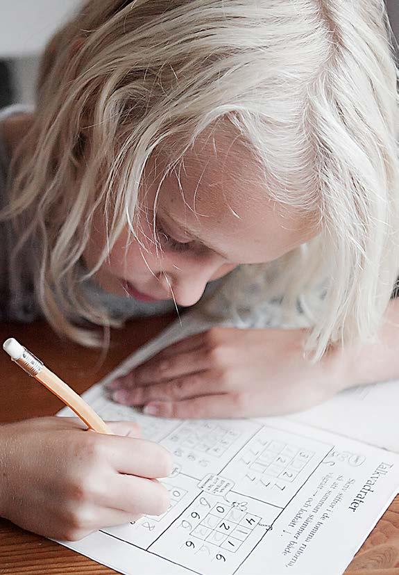GRUNDLÄRARPROGRAMMET 240 HP FÖRSKOLEKLASS & ÅRSKURS 1-3 Här får du lära dig att fånga elevers nyfikenhet och utmana deras tänkande.