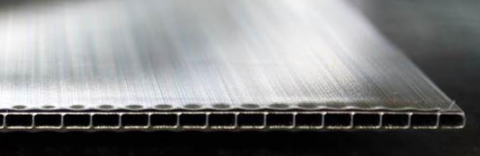 kw/m2 Årlig värmeproduktion, kwh per kvadratmeter 0,9 0,7 0,5 20 40 60 80 100 Arbetstemperatur Savosolar, SP500-15DG Huvudkonkurrents plan solfångare Fokuserad solfångare - PTC Källa: Solar Keymark