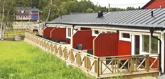 Tanken är att både brageiter och några söderringare sover över där natten mellan lördag och söndag. Det finns 22 sängplatser och ett bra kök så vi planerar att ordna med maten själva.