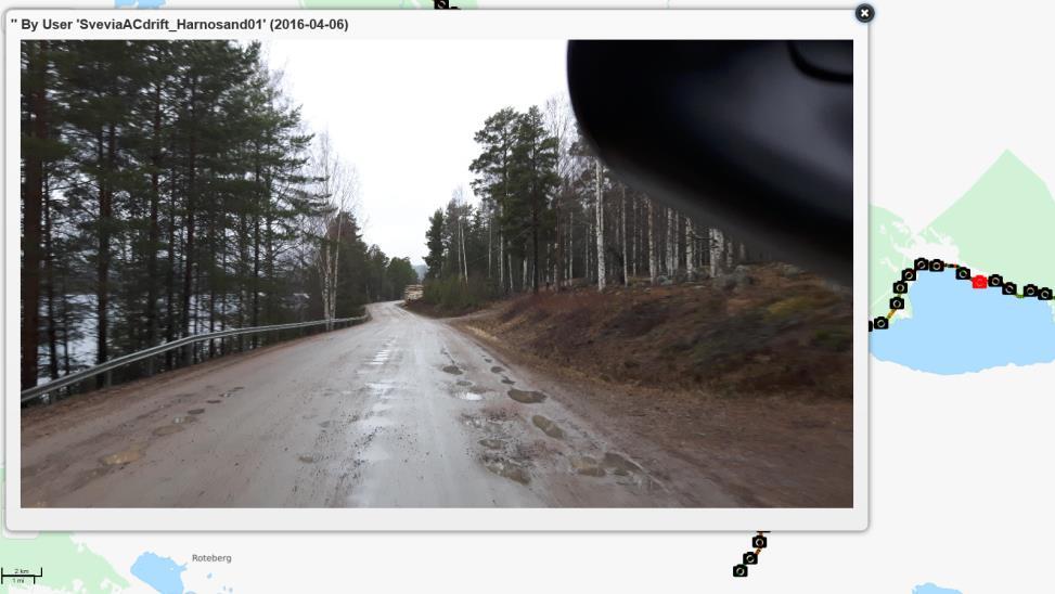 Att mäta kvalitet på grusvägar med smartphones Mäta vägkvalitet med en smartphone - Accelerometern används för att