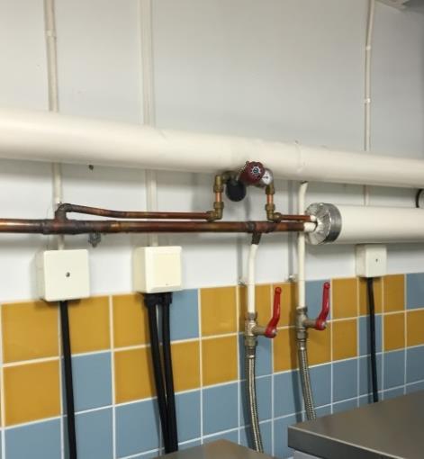 6. Slutsats I undercentralen kunde det konstateras att anläggningen för uppvärmning av varmvatten fungerade tillfredställande och höll inställda börvärden.
