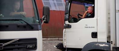 Många byggbolag uppger att de inte kan täcka personalbehoven och därför letar flera av företagen efter personal utomlands. Det finns betydande behov av i stort sett alla yrkesgrupper.