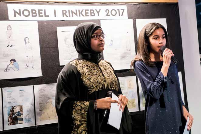 ENLIGT TRADITION besöktes Rinkeby Bibliotek av Nobelpristagaren i litteratur.