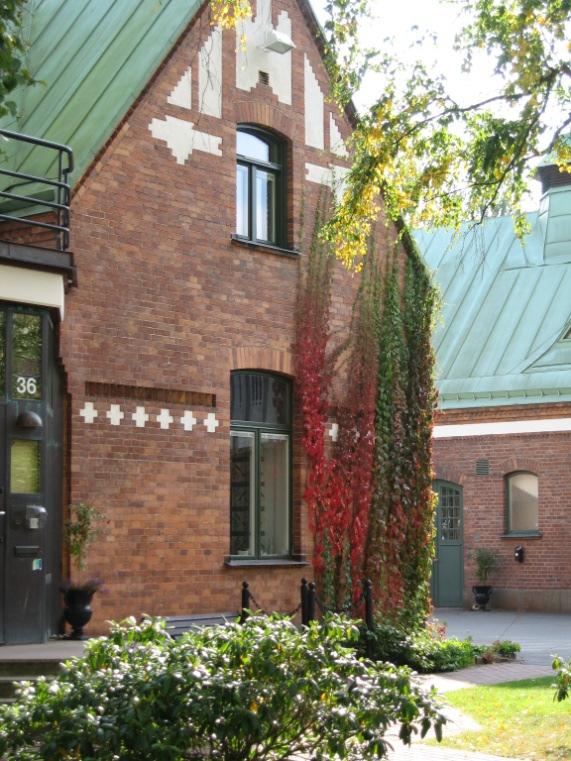 Om Länsgården Länsgården Fastigheter AB ägs av Region Örebro län. Verksamheten startade 1990. Bolaget är självfinansierat och förvaltar ca 150 000 kvadratmeter.
