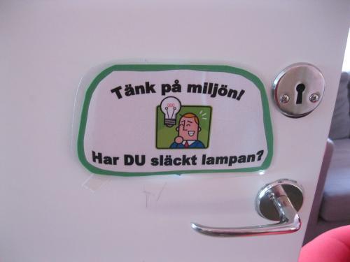 samtidigt som vi vill spara materal inte vill bromsa barnens kreativitet.