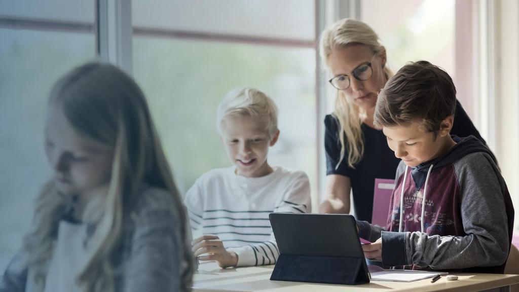 MILJÖKONSEKVENSER OCH VINSTER ENERGIEFFEKTIVA SKOLOR OCH FÖRSKOLOR Andelen kommunal nybyggnation som är