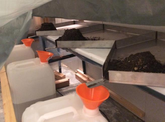 Snöprov vintern 2016-2017 från Frihamnen respektive Nynäshamns hamnområde analyserades på laboratorium. De parametrar som undersöktes var metaller, PAH samt olja.