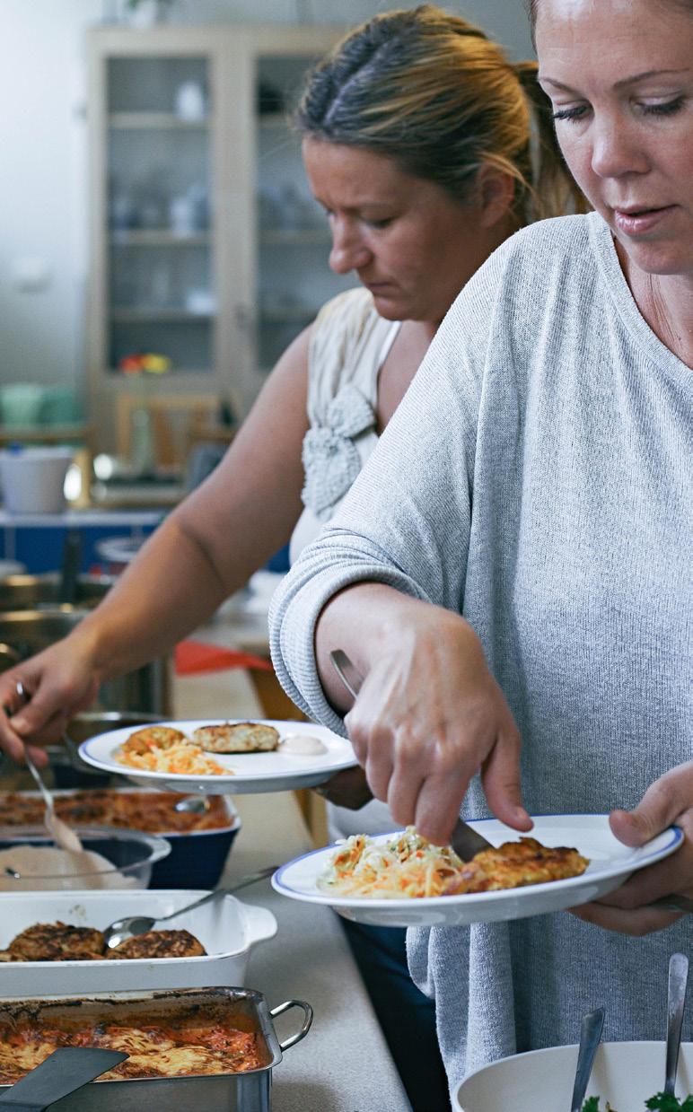 Livsmedelshygien är en viktig del av matlagningen, lika viktig som specialkost är för den som har matallergi och anpassad konsistens för den som har problem med att äta och svälja.