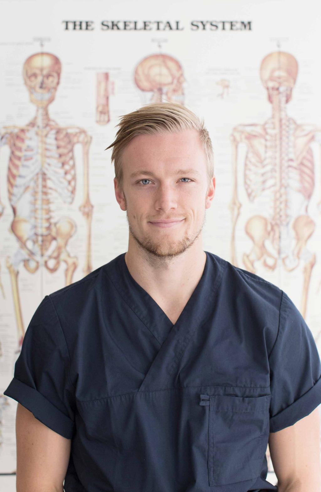 Naprapathögskolan Kräftriket 23 A 114 19 Stockholm Tel: