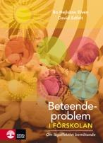 Efter samtal visar det sig att eleven blir väldigt stressad av en upplevelse av otrygghet i den slamriga skolmatsalen. Anpassningar av matsituationen ökar elevens närvaro avsevärt.