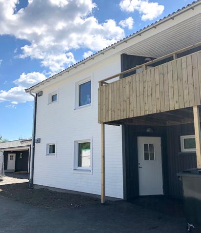 Fler BasboHus på gång Den 1 juni var det inflyttning i de 12 första lägenheterna inom konceptet Basbo- Hus, på Kungsgatan i Vislanda.