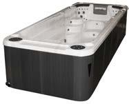 SWIMSPA AQUATIC 2 Swimspa AQUATIC 1 Swimspa AQUATIC 2 Swimspa AQUATIC 3/3 Deep Svepande kurvor som blir en snygg trappa särskiljer Aquatic 2 Swimspa från Passion Spas.
