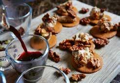 PEPPARKAKOR, ÄDELOSTKRÄM, FIKON & ROSTADE VALNÖTTER 10 portioner I säsong: Kål Vi ses i Butiken!