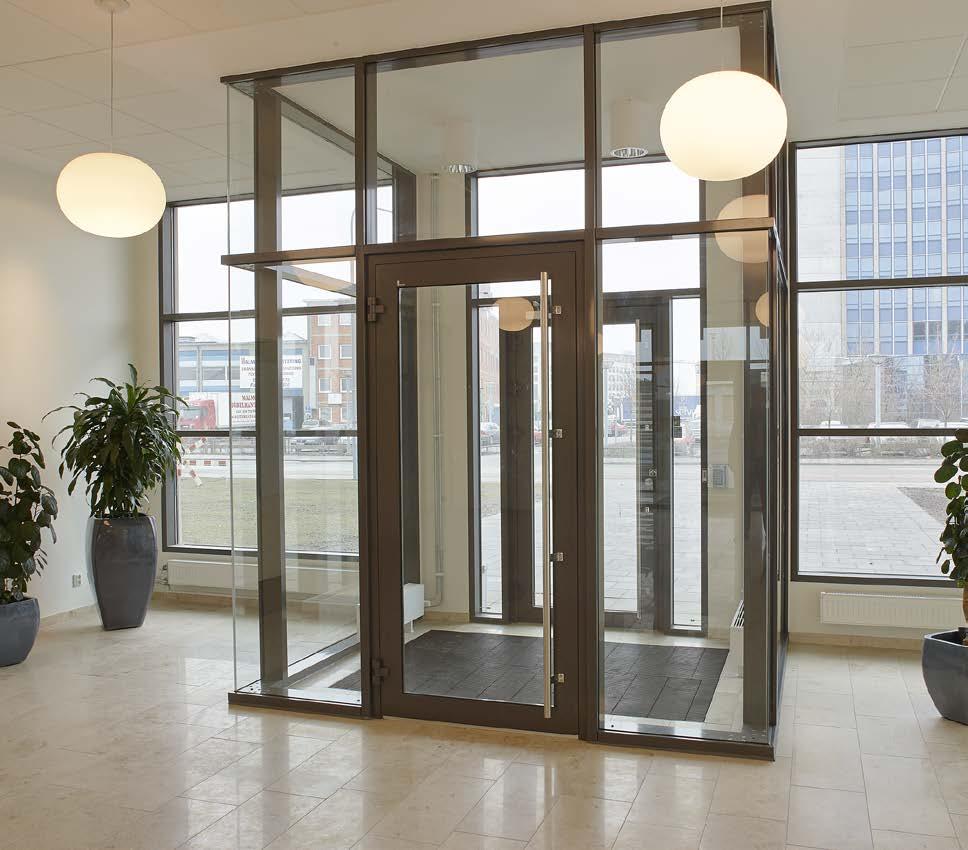 Dörr 200 Integrerad glaslist Designlist Utföranden Designval Enkeldörrar, pardörrar, mötes dörrar, vik- och skjutdörrar med eller utan sido- och överljus Smal- och modulprofil Integrerad