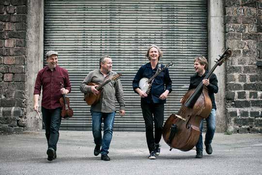 Söndag 25 februari 16.00 Quilty Quilty bildades 1993 och är närmast att betrakta som levande legender på den irländska folkmusikscenen i Norden.