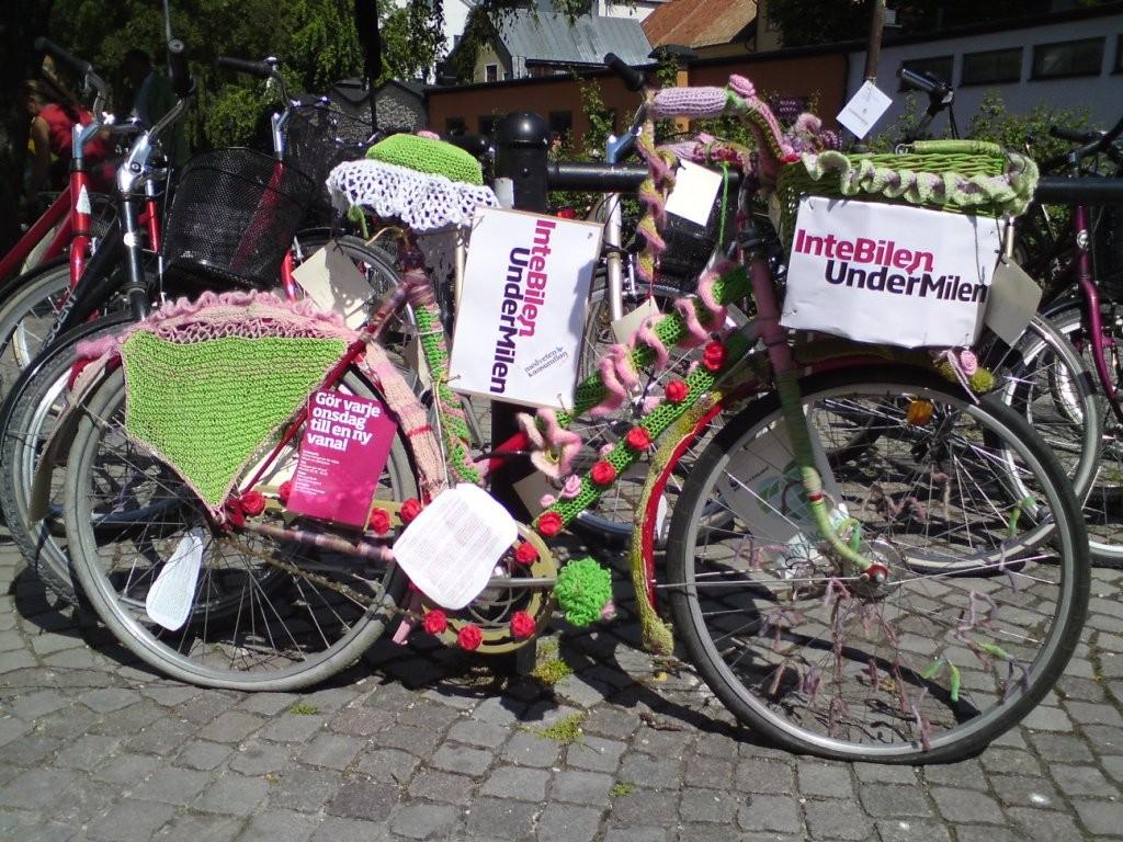 Syftet med projektet är att visa hur olika vardagstransporter med bil kan ersättas med gång, cykel och kollektivtrafik.