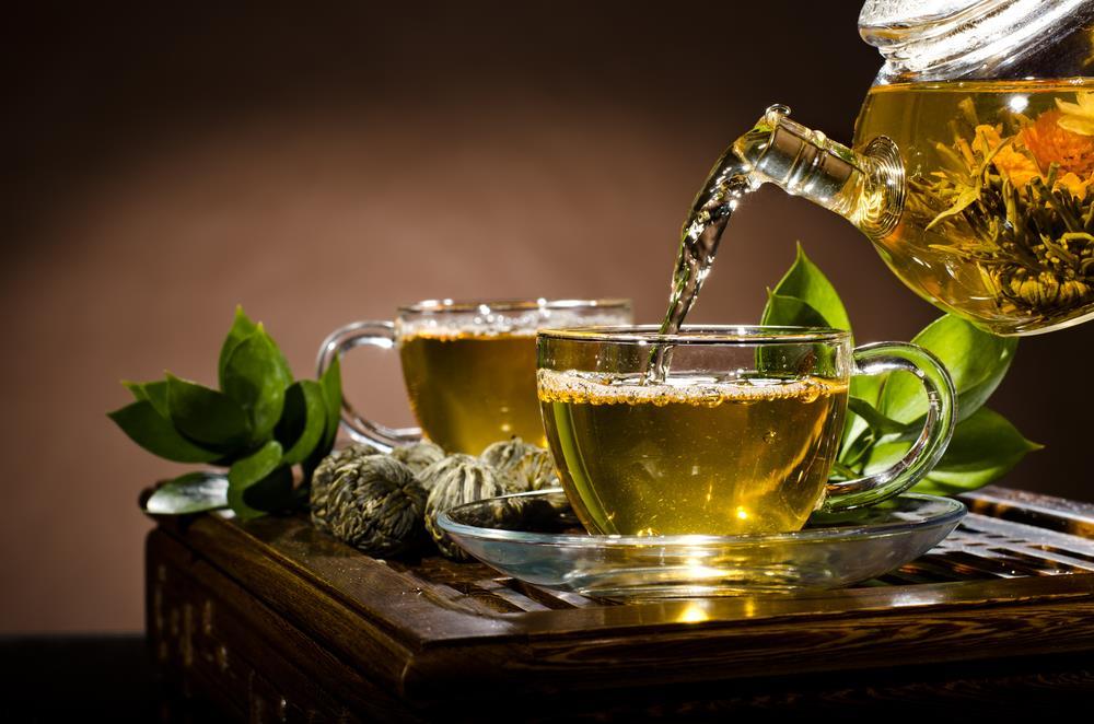 Drycker Kamomill te Chai te Vatten Fänkåls te Maskros te Grönt te Oolong te Vin (max 1 glas)* Pepparmynts te Rom Öl (max 1 glas)* Svart te Läsk, saft (max 2,5 dl) Vitt te Mineralvatten Havredryck