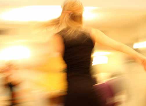 10 Bas-gympa på Actic Kom och var med på vår gympa i grupp med utbildad ledare på Actic gym på Södergatan. Vi rör oss till musik och gör enkla rörelser som får oss att må bra.