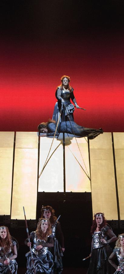 12 LIVEOPERA FRÅN METROPOLITAN CARMEN Halmstads teaterförening i samarbete med Halmstads teater presenterar säsongen 2018/2019 av sändningar av opera från Metropolitan i New York.
