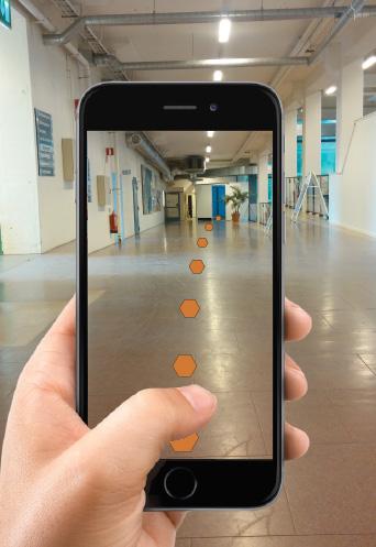 Dessutom kan AR uppfylla behovet av att användaren själv kan välja hur mycket information de vill ta del av, genom att den digitala informationen kan visas i olika lager.