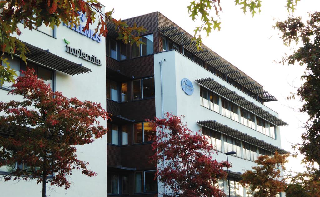 Skyltar på kontorsfasad Skyltning i Sollentuna Skyltar utgör en viktig del av vår miljö och kräver därför bygglov, både av estetiska och av praktiska skäl.