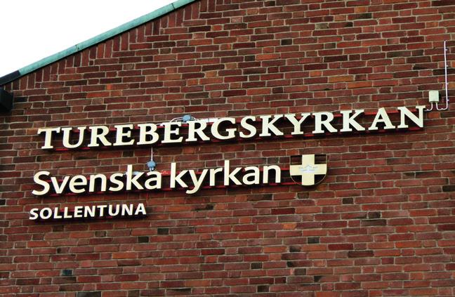 Utstående skyltar, flaggskyltar Utstående skyltar som pendelskyltar eller flaggskyltar brukar placeras ovanför eller vid entrédörren.