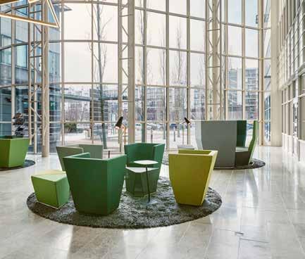 OFFICE & HOME INTERIORS LAMMHULTS TIDLÖS DESIGN MED SIKTE PÅ FRAMTIDEN I över 70 år har Lammhults levererat skandinaviska