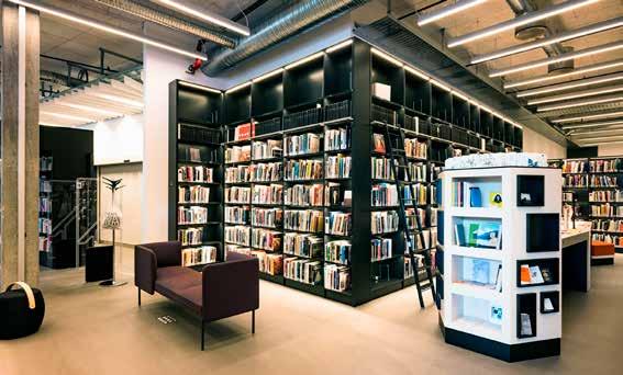 PUBLIC INTERIORS MIKAEL KJELDSEN AFFÄRSOMRÅDESCHEF PUBLIC INTERIORS NYA TIDER ÖPPNAR FÖR NYA LÖSNINGAR Framtidens bibliotek erbjuder nya upplevelser och nya möjligheter för besökare och ställer