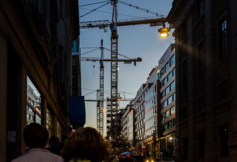 Det är 13% högre utbud i augusti jämfört med samma tid förra året gällande lägenheter och gällande villor är utbudet 12% högre än 2017,enligt Boolis augustirapport.