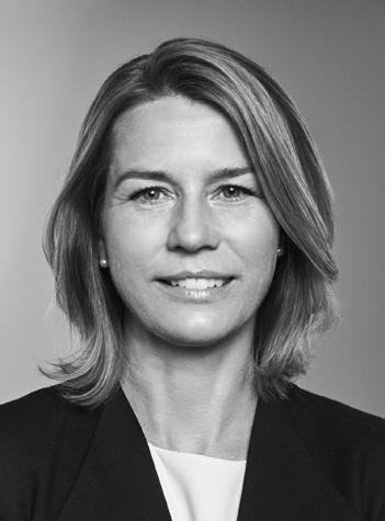 globala konkurrensen. De utländska företagens närvaro i Sverige sätter press på svenska företag att växa och förnya sig.