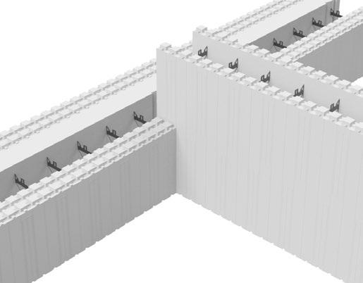 Skär ut 150 mm från ena sidan i första skiftet av Thermomuren så att betongen får kontakt hela vägen igenom väggen.