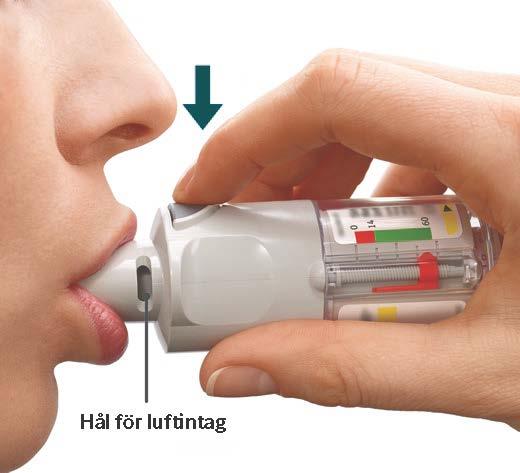 inhalatorn mot bakre delen av svalget.