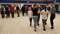 Med lite välbehövliga pauser och lite mat så orkade vi dansa nästan hela dagen lång.