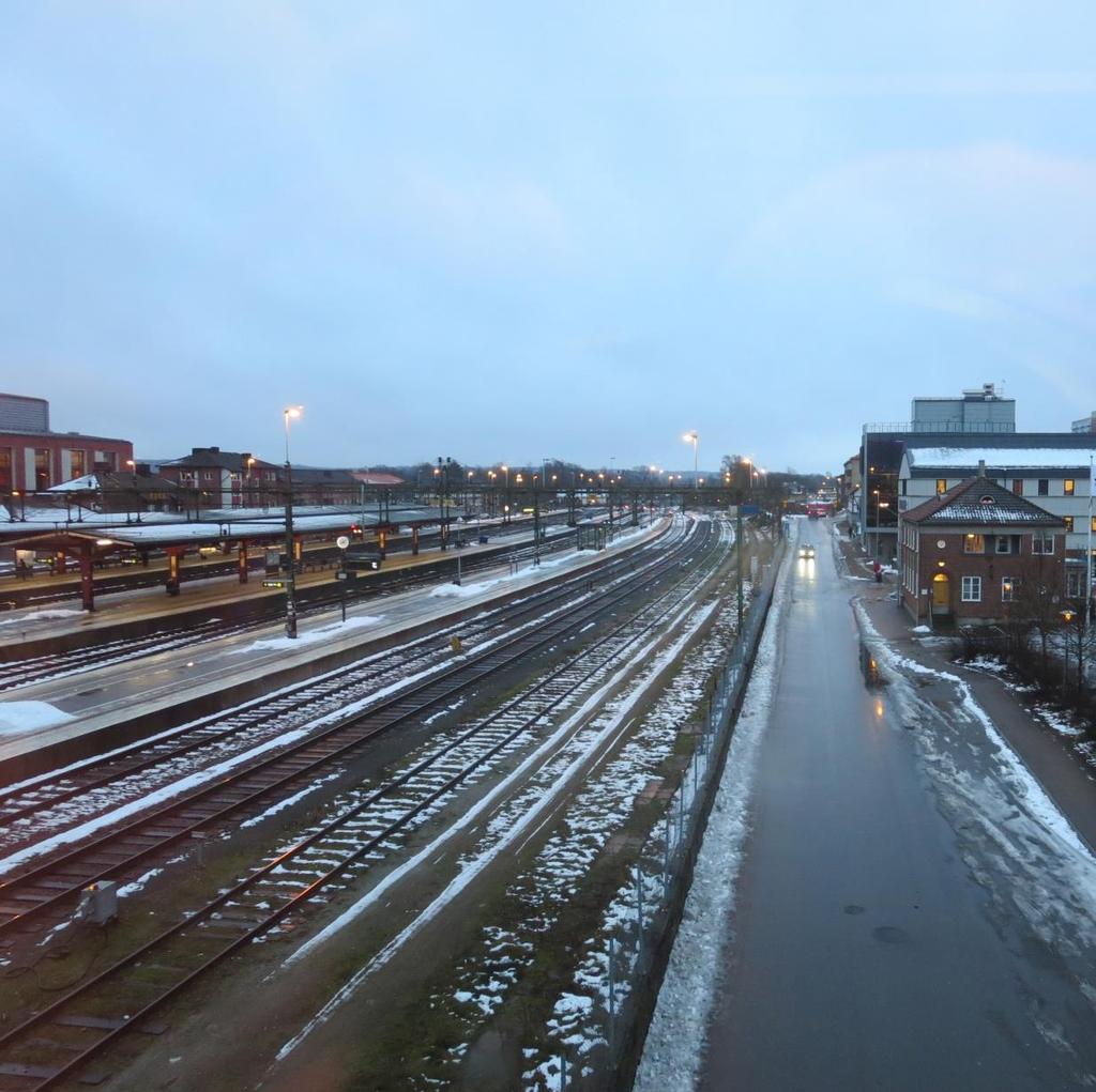 Området bedöms ha relativt god byggbarhet och relativt okomplicerad geoteknisk genomförbarhet. Placeringen av station vid P2 skulle kunna innebära att tunnel krävs in i Göingeeåsen.