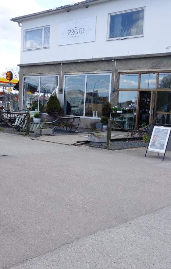 Om man tar HUIs siffra och applicerar på antal invånare i Osby (12 700) kommun får man en uppskattning om vad kommunen kan tänkas omsätta om samtliga människor handlade alla varor i kommunen (den