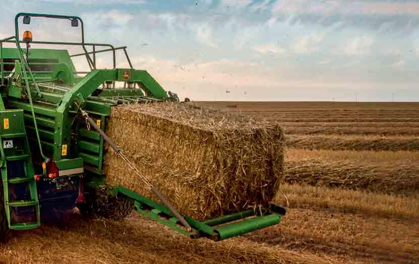 11 Internationell Standard för Skördegarn John Deere XtraTwine HD/HD Plus VERY HIGH John Deere XtraTwine Plus Fördelar med John Deere Big Baler Skördegarn: - Längre spolar för högre effektivitet -