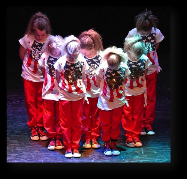 DANSKURSER VT_2015 SPONSRADE KLASSER AV DANSKLUBBEN BUMPYFEET Förutom den ordinarie dansundervisningen vill dansklubben Bumpyfeet som är en ideell förening ge möjlighet till fler träningstillfällen.