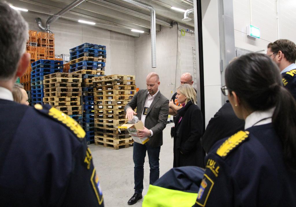 10 TULLVERKETS ÅRSREDOVISNING 2016 Ekonomiskt resultat Sammanfattning Tullverkets totala kostnader uppgår 2016 till 1 717 479 tkr och 1 715 413 tkr har anslagsavräknats.