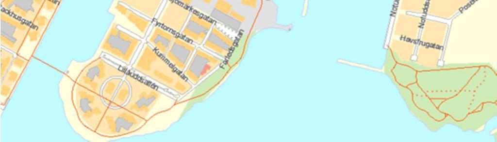 Närmaste samlad bostadsbebyggelse är Lillåudden, ca 240 meter söder om reningsverket och Viksäng, cirka 340 meter öster om